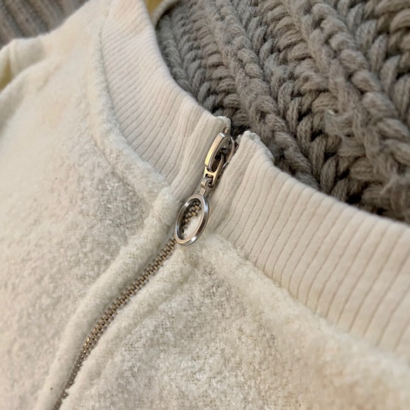 White Sweater - Picture 1 of 4